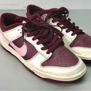 Nike Dunk Low Retro PRM Valentine’s Day 2023 Men’s Size 9.5 Pink Red Sneakers